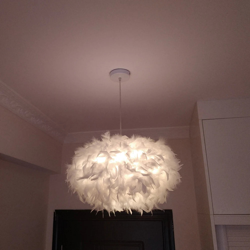Fluffy Feather Pendant Light Modern E27 Lamp Holder Hanging Fairy Lighting Fixture Bedroom Living Room Chandelier Droplight LED